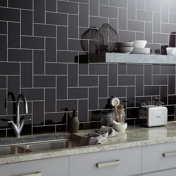 Central Black Gloss 10 x 20
