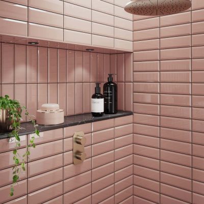 Metro Pink Gloss 10 x 30
