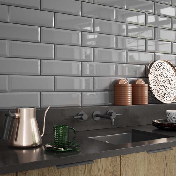 Metro Light Grey Gloss 10 x 30